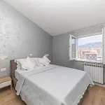4 Bedroom Awesome In Stobrec * Split