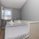 Apartman 4 Bedroom Awesome In Stobrec